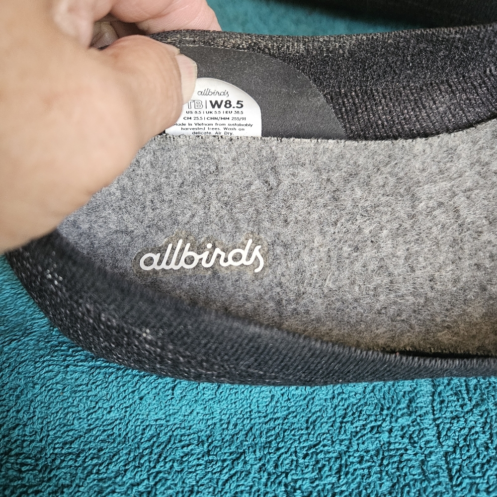 Allbirds Women's Black Flats - Picture 8 of 11
